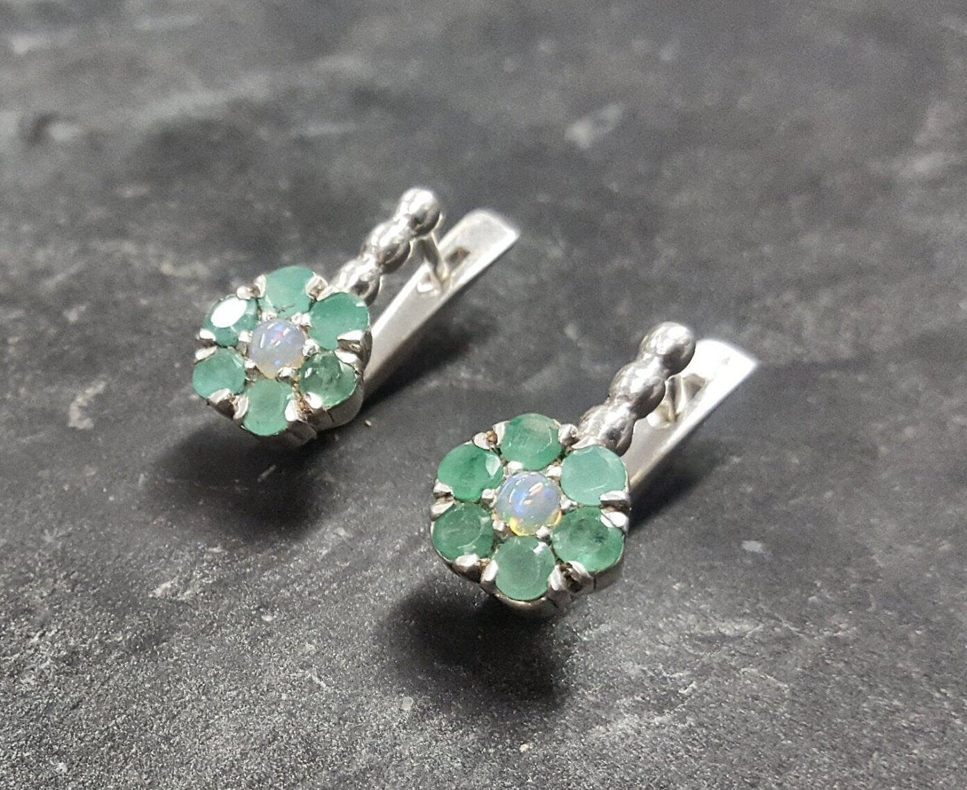 Emerald Earrings, Natural Emerald, May Birthstone, Flower Earrings, Vintage Flower Earrings, Green Flower Earrings, Solid Silver Earrings