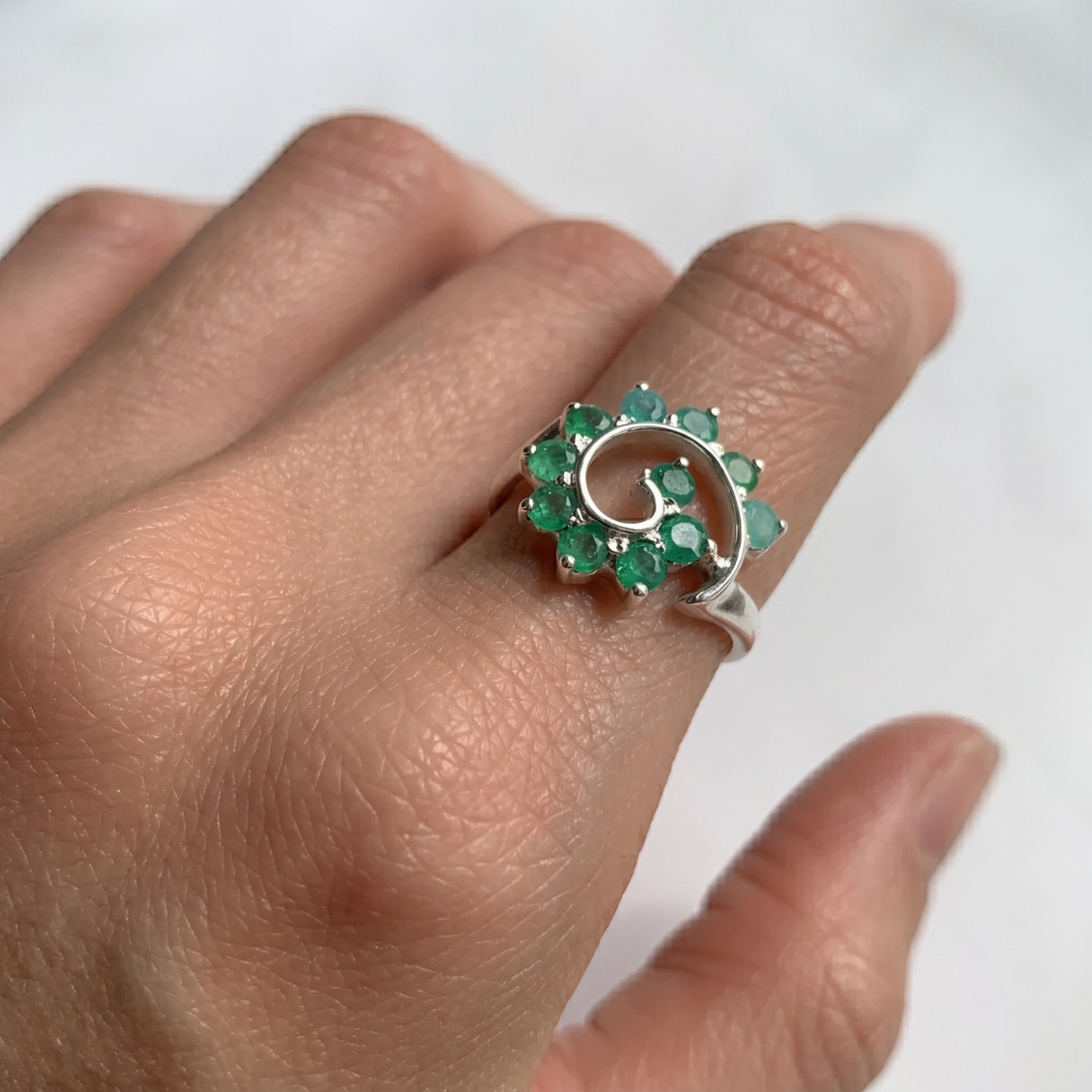 Elegant 925 Sterling Silver ring with a Round Natural Green Emerald, perfect for May birthdays and everyday elegance.