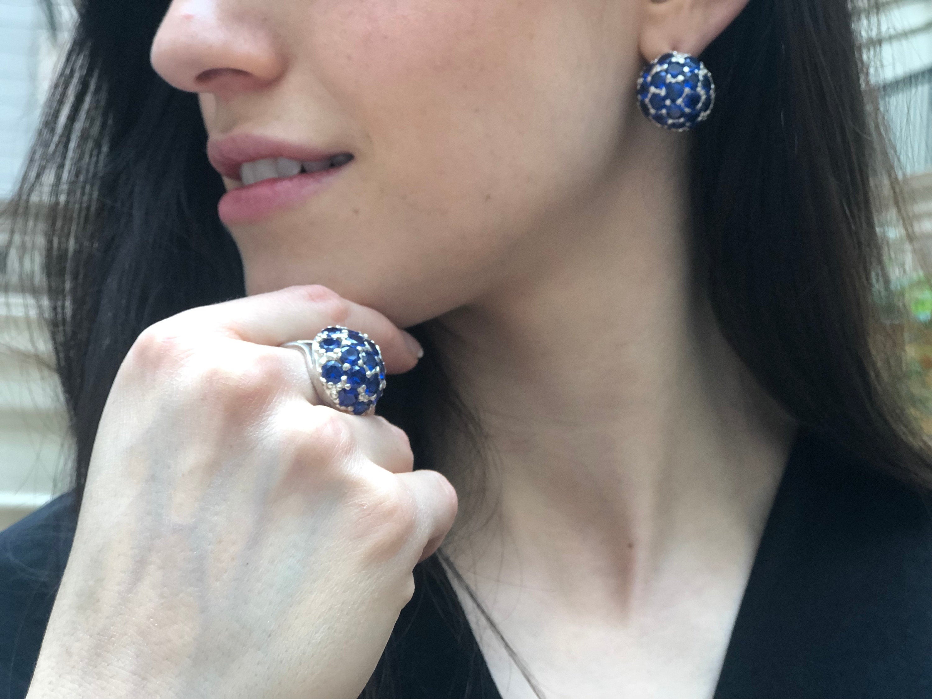 Cluster setting 925 Sterling Silver ring with Round Created Blue Sapphire, September birthstone, symbolizes sincerity and faithfulness.