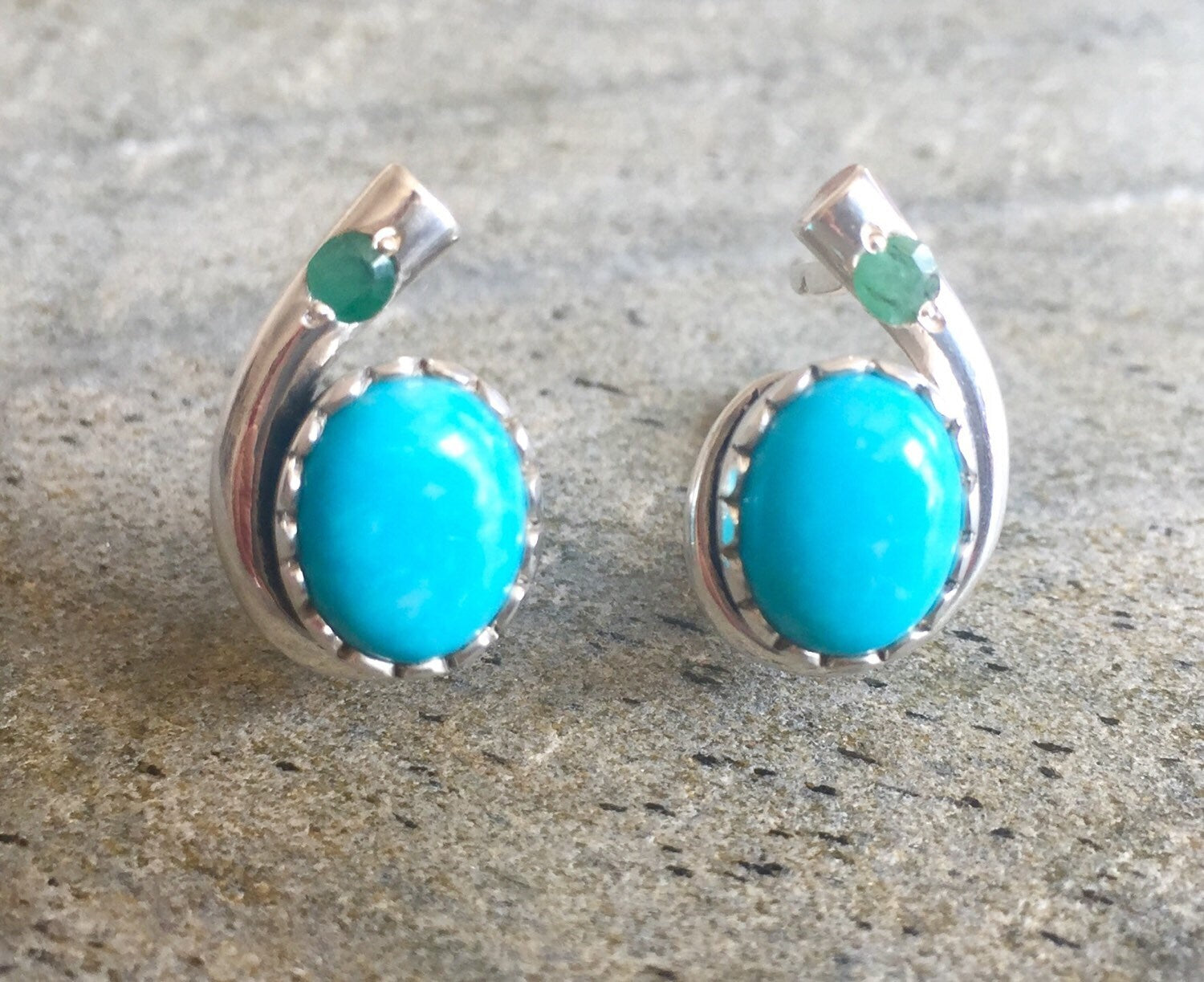 Turquoise Earrings, Natural Turquoise, Emerald Earrings, Vintage Turquoise, Arizona Turquoise, Natural Emerald, Vintage Turquoise Earrings
