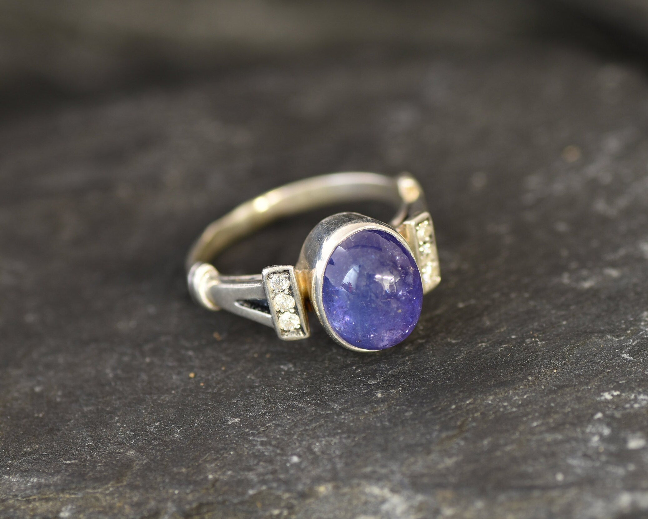 Tanzanite Ring, Natural Tanzanite, Antique Ring, December Birthstone, Blue Solitaire Ring, 2 Carat Ring, Dainty Oval Ring, Solid Silver Ring