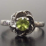 Green Flower Ring - Solitaire Peridot Ring - Vintage Rose Ring