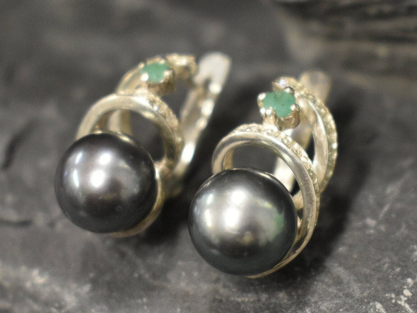 Black Pearl Earrings, Natural Black Pearl, Swirl Earrings, June Birthstone, Vintage Earrings, Large Stud Earrings, Solid Silver Earrings