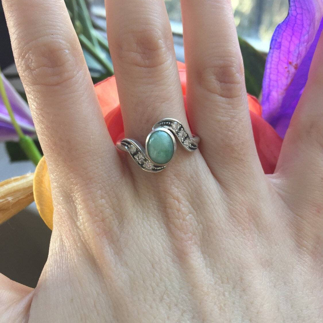 Genuine Emerald Ring, Antique Ring, Vintage Ring, May Birthstone, Natural Emerald Ring, Engagement Ring, Curvy Ring, Sterling Silver Ring