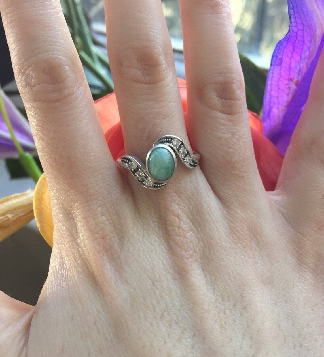 Genuine Emerald Ring, Antique Ring, Vintage Ring, May Birthstone, Natural Emerald Ring, Engagement Ring, Curvy Ring, Sterling Silver Ring