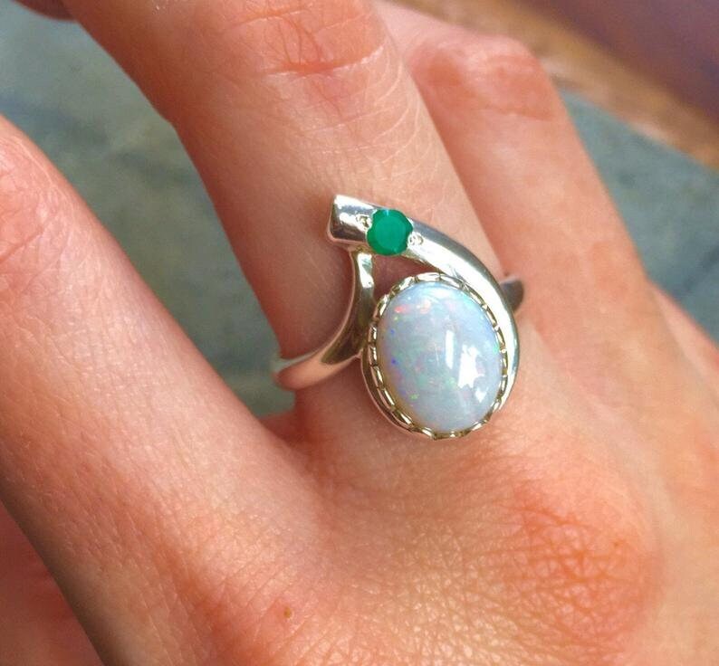 Moonstone Ring, Natural Moonstone, June Birthstone, Teardrop Ring, Vintage Ring, Oval Ring, Flashy Dainty Ring, Solid Silver Ring, Moonstone