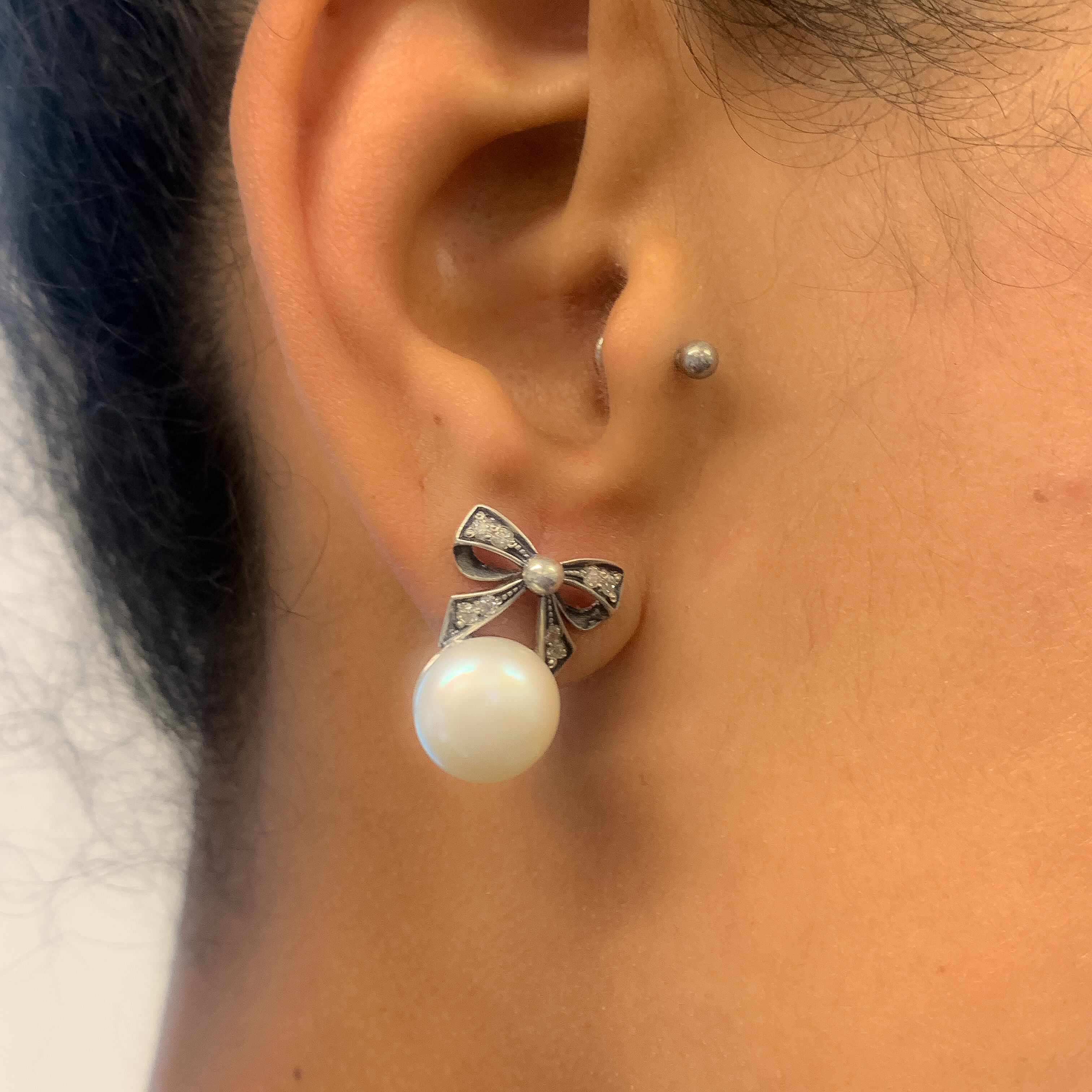 White Pearl Earrings, Natural Pearl, Ribbon Earrings, Large Bow Earrings, White Vintage Earrings, Heavy Earrings, Solid Silver Earrings