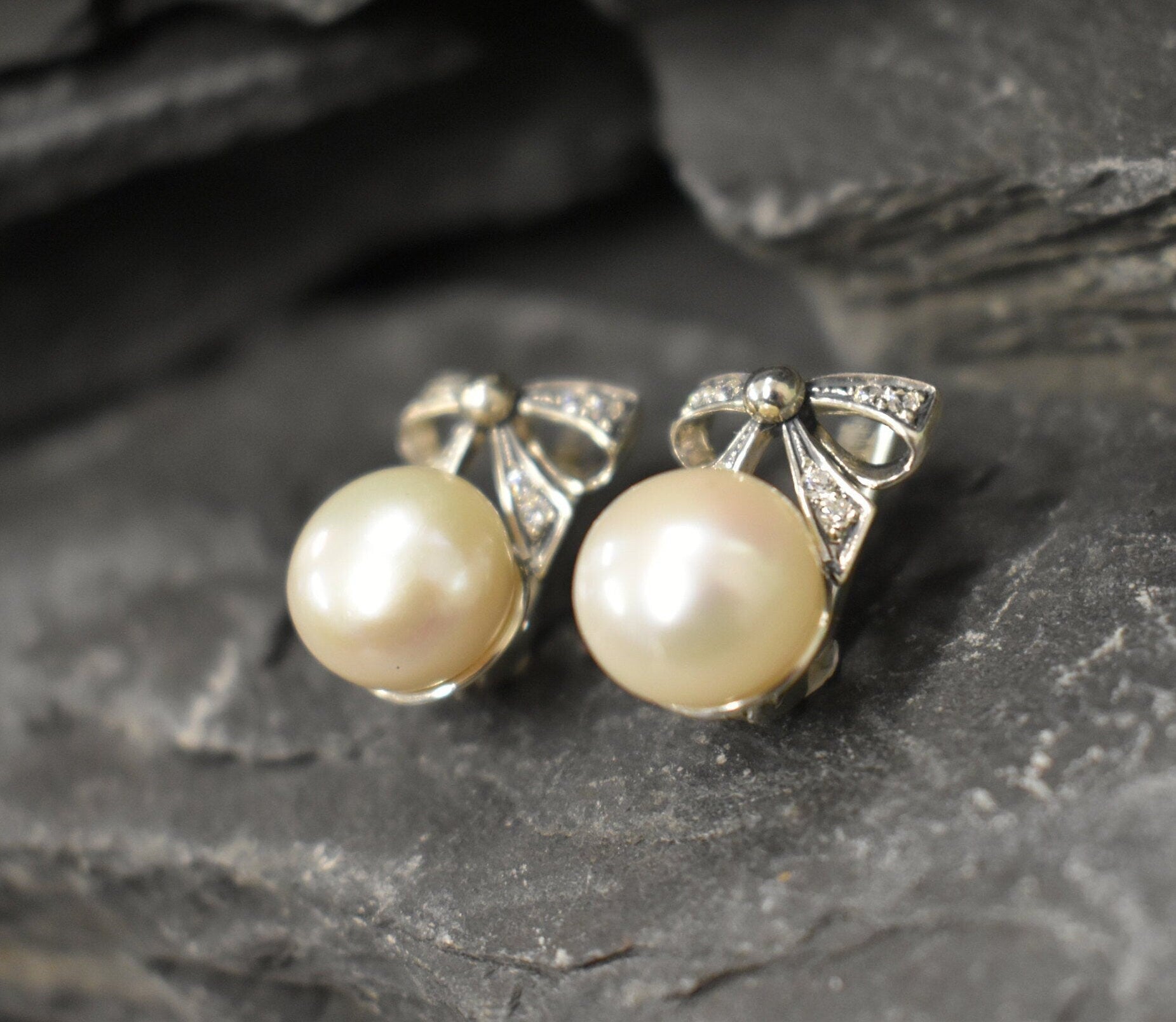 White Pearl Earrings, Natural Pearl, Ribbon Earrings, Large Bow Earrings, White Vintage Earrings, Heavy Earrings, Solid Silver Earrings