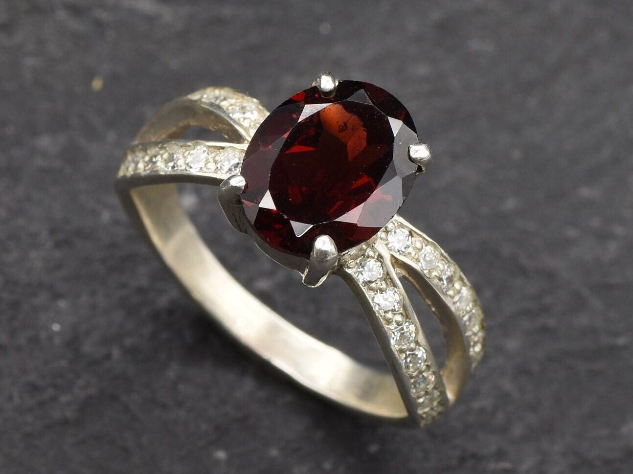 Garnet Ring, Natural Garnet, Antique Ring, January Birthstone, 3 Carat Ring, Red Promise Ring, Vintage Ring, Solitaire Ring, 925 Silver Ring