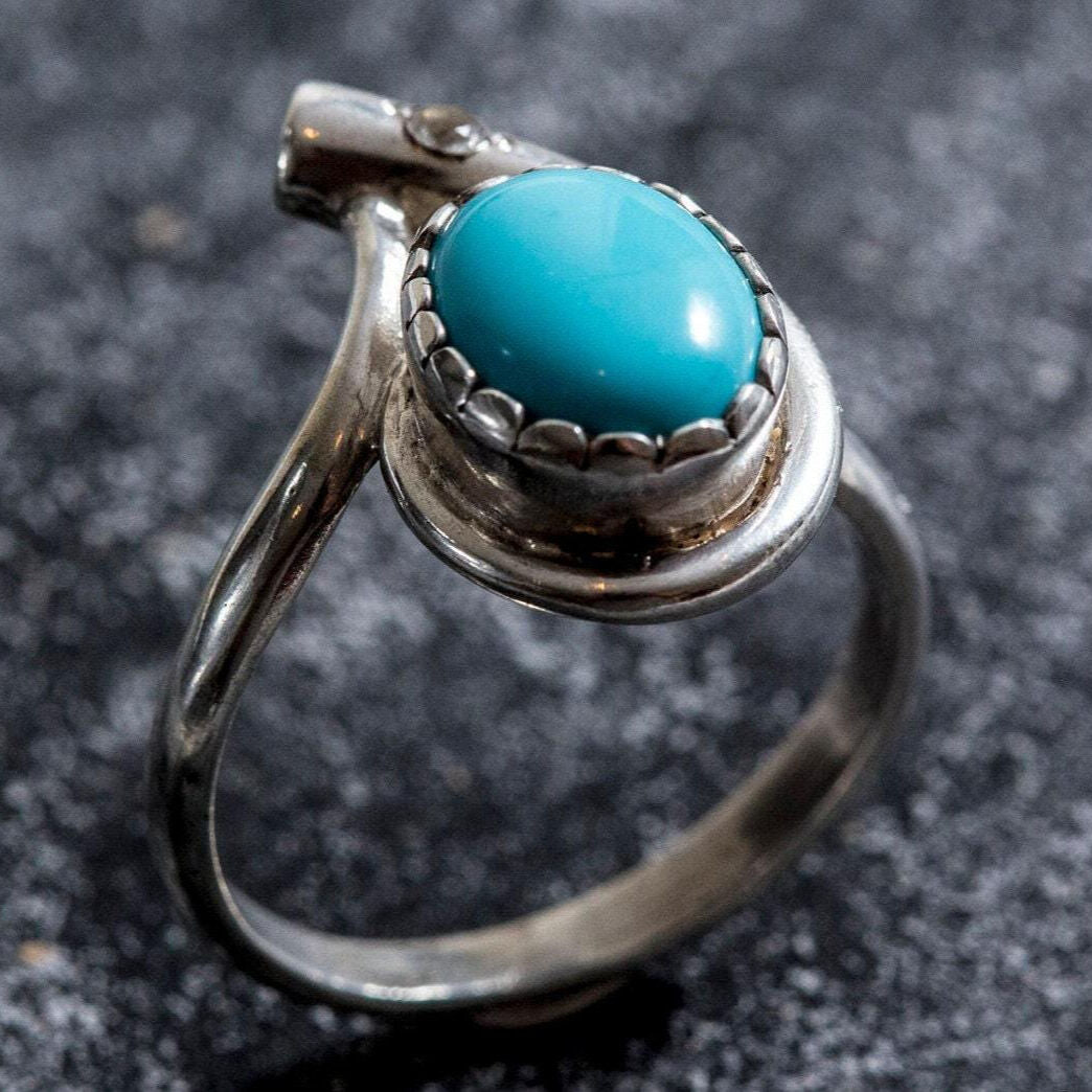 Blue Turquoise Ring, Natural Turquoise, December Birthstone, Vintage Ring, December Ring, Sleeping Beauty Gem, Solid Silver Ring, Turquoise