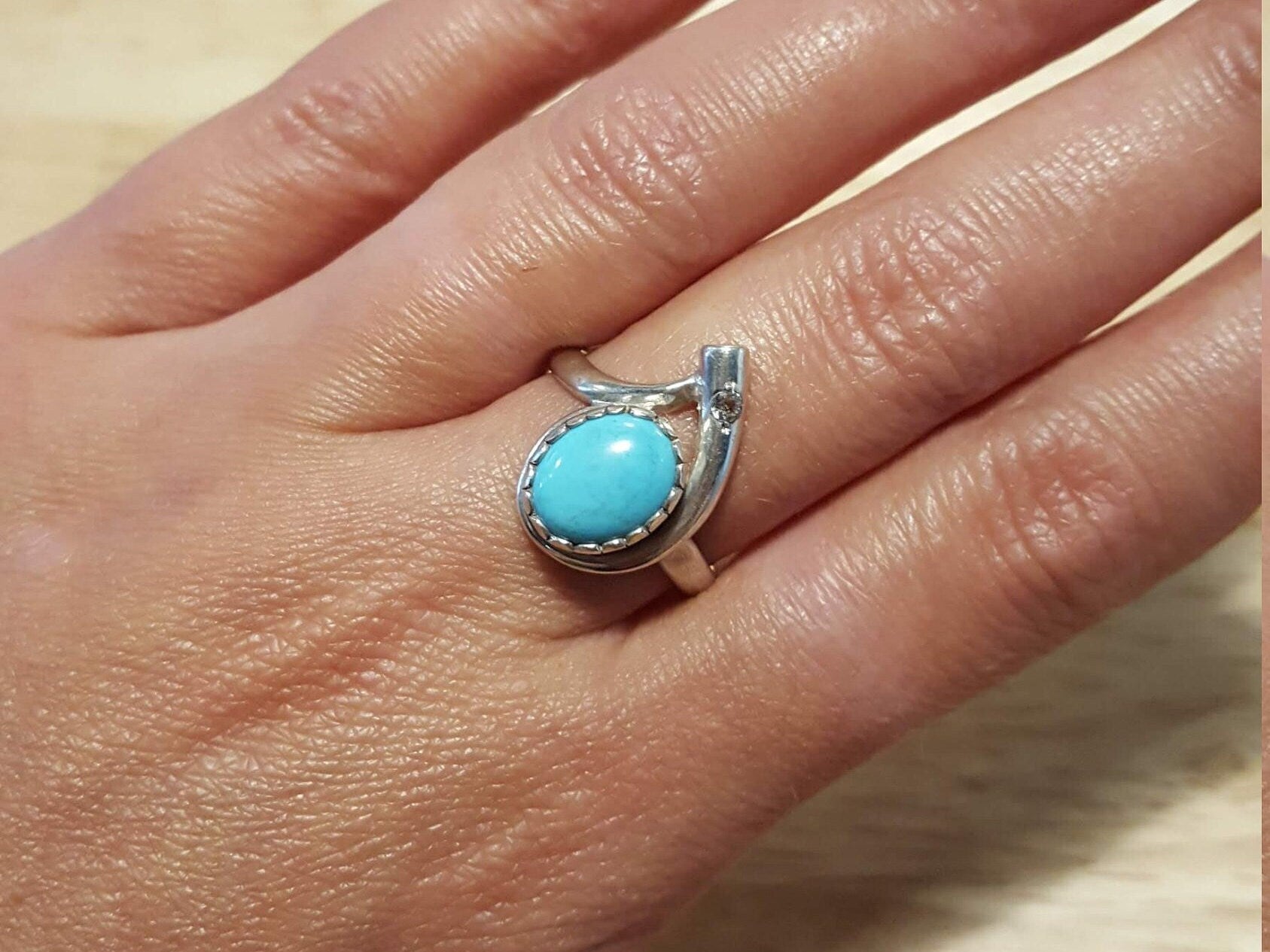 Blue Turquoise Ring, Natural Turquoise, December Birthstone, Vintage Ring, December Ring, Sleeping Beauty Gem, Solid Silver Ring, Turquoise