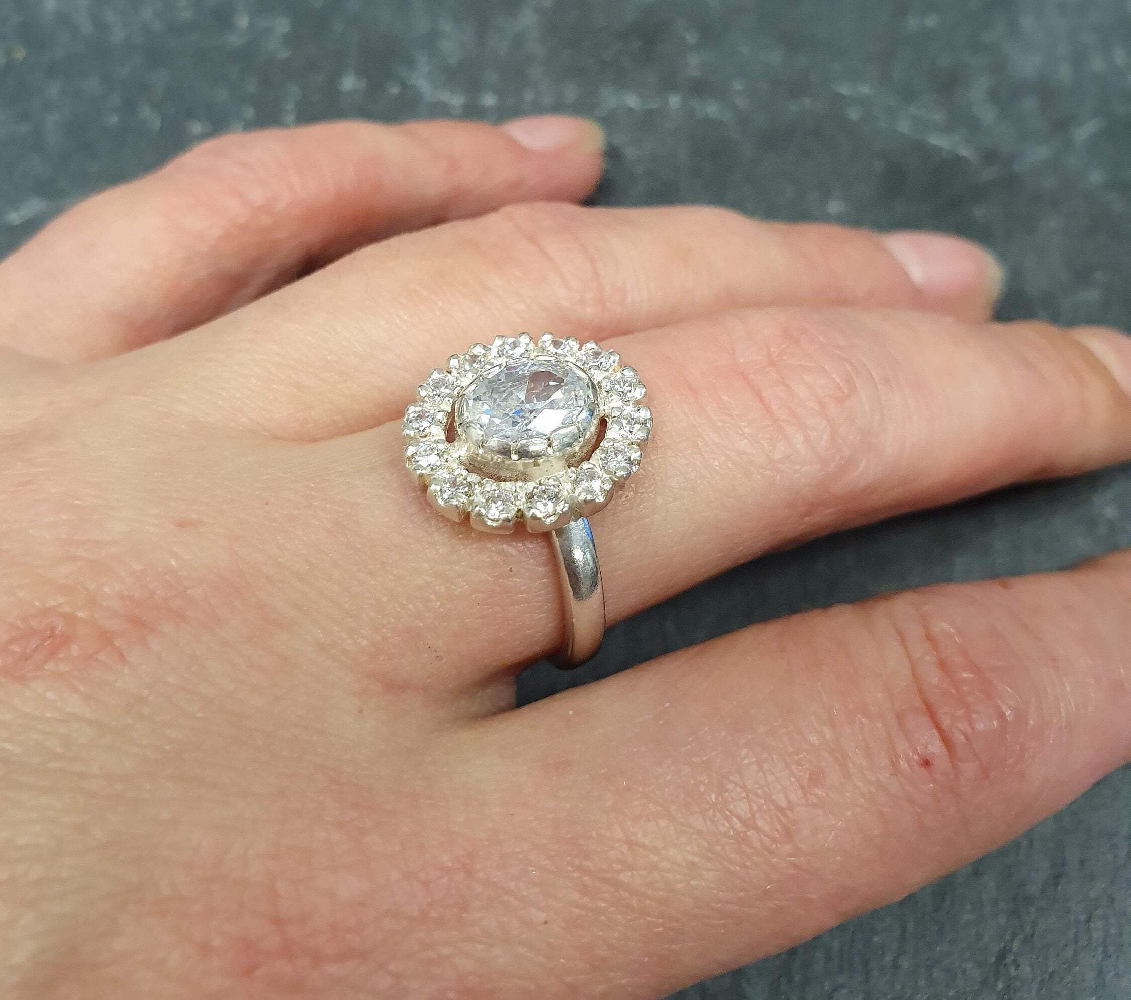 Red Victorian Ring, Natural Garnet, Red Ring, January Birthstone, Flower Ring, Vintage Ring, Oval Ring, Dainty Ring, Sterling Silver Ring