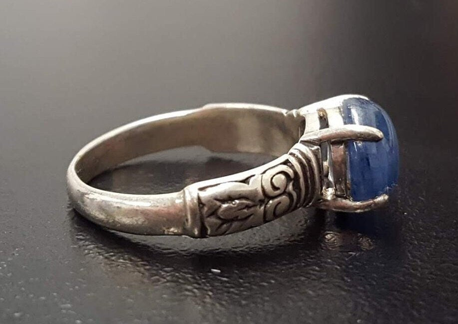 Blue Kyanite Ring, Natural Kyanite, Tribal Ring, African Kyanite, Bohemian Ring, Solid Silver Ring, Blue Tribal Ring, Blue Vintage Ring