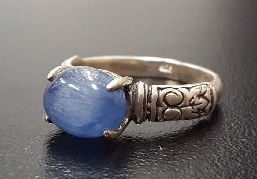 Blue Kyanite Ring, Natural Kyanite, Tribal Ring, African Kyanite, Bohemian Ring, Solid Silver Ring, Blue Tribal Ring, Blue Vintage Ring