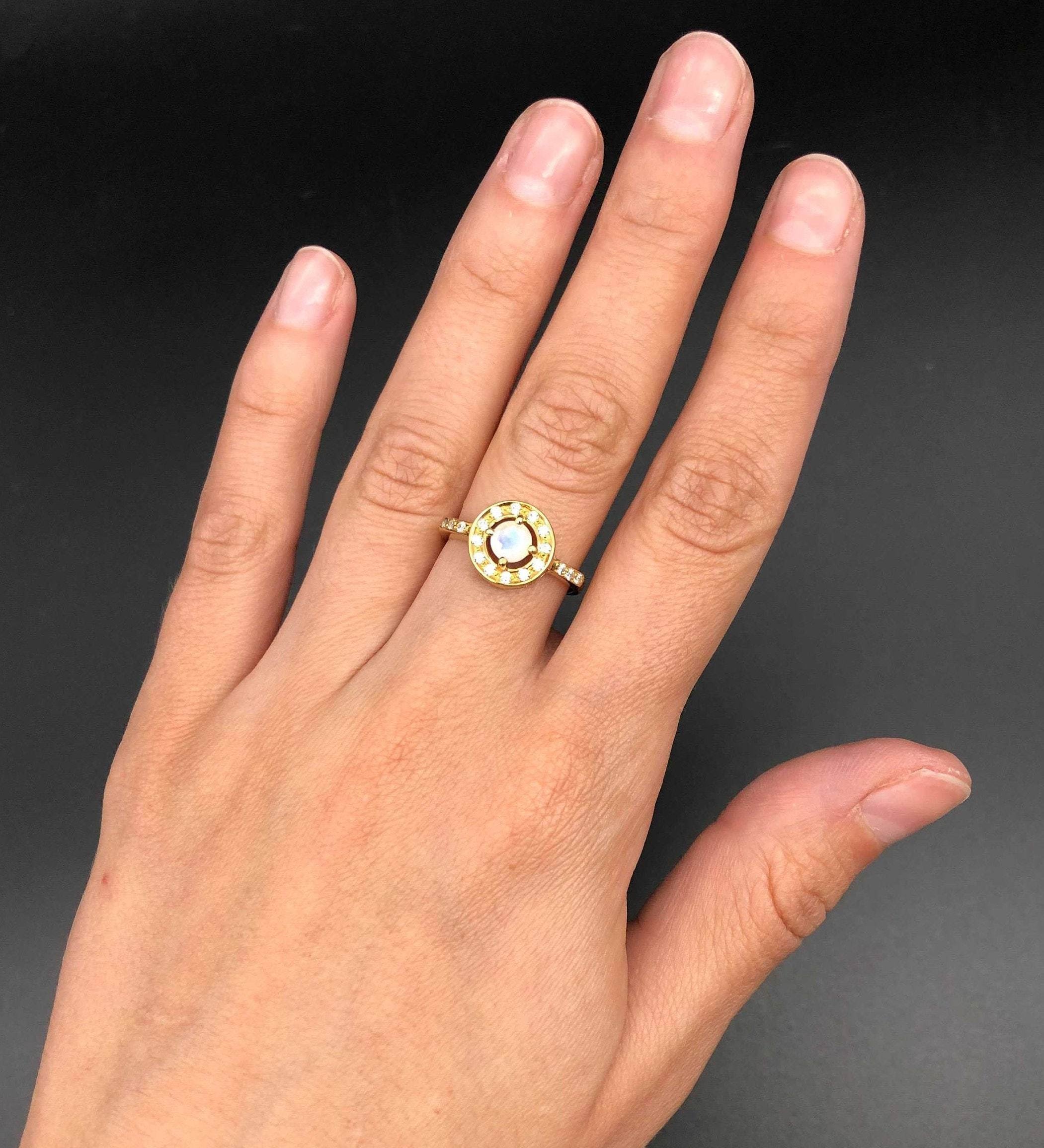 Moonstone Ring, Natural Moonstone, Rainbow Moonstone, Cluster Ring, June Birthstone, June Ring, Vintage Rings, 925 Silver Ring, Rainbow Ring(1)