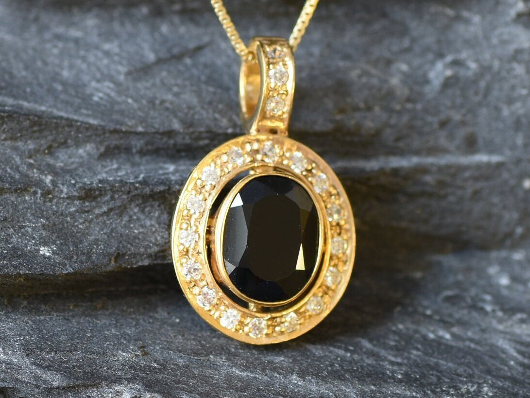 Onyx Pendant, Natural Onyx, Onyx Necklace, Black Oval Pendant, Halo Pendant, Black Oval Gemstone, Victorian Pendant, Silver Onyx, 925 Silver(1)