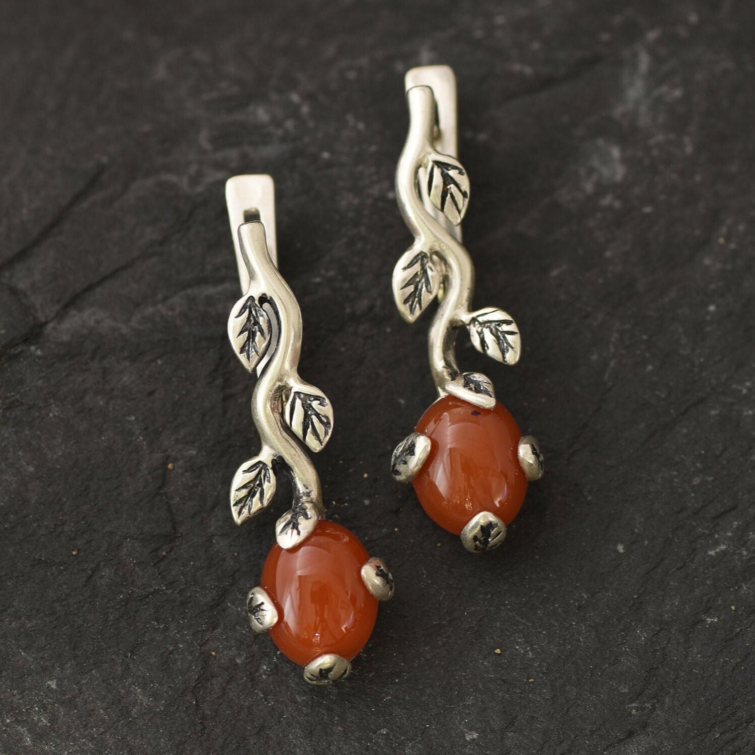 Red Flower Earrings, Carnelian Earrings, Red Agate Earrings, Leaf Earrings, Natural Red Agate, Floral Earrings, Red Gem Earrings, 925 Silver