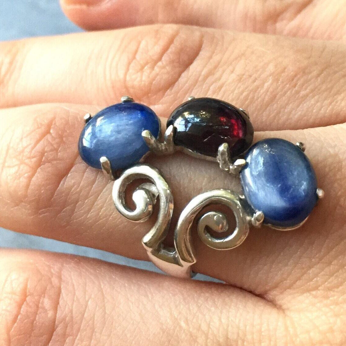 Kyanite Ring, Garnet Ring, January Birthstone, Natural Garnet, Natural Kyanite, Vintage Ring, Antique Ring, Solid Silver Ring, Pure Silver