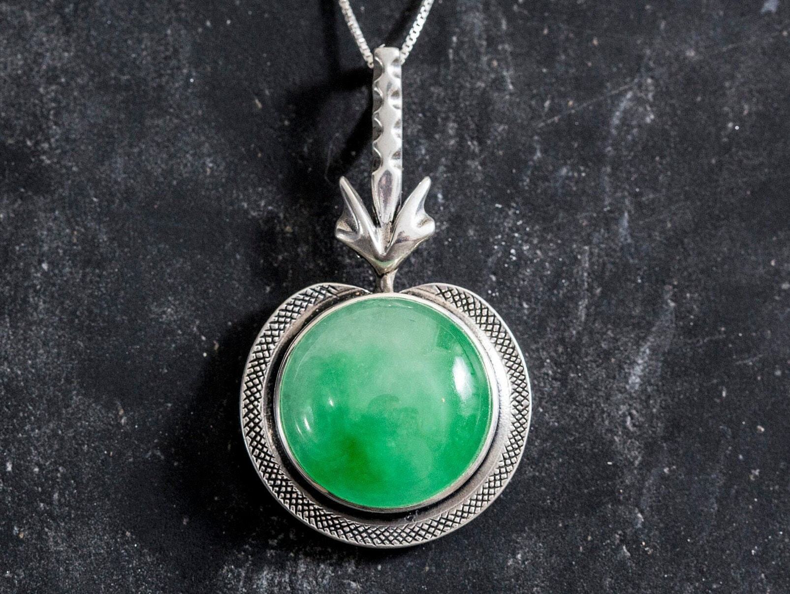 Jade Pendant, Large Jade Pendant, Natural Jade Pendant, Vintage Pendants, Green Pendant, Unique Pendant, Round Pendant, Silver Pendant, Jade