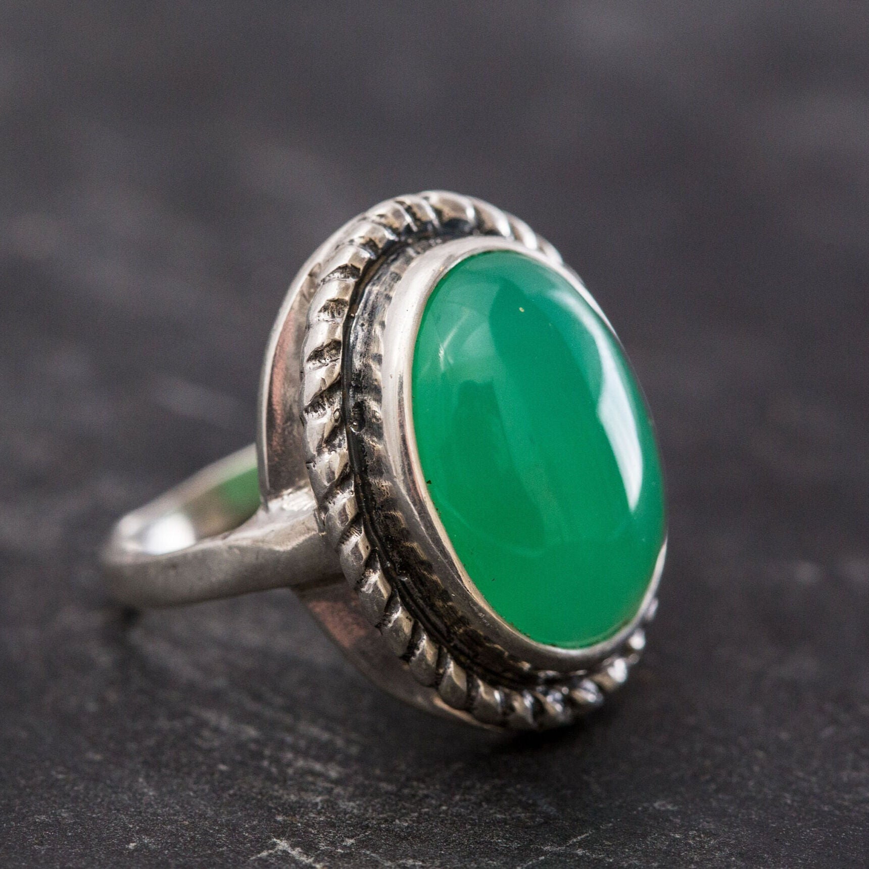 Big Chrysoprase Ring, Natural Chrysoprase, Statement Ring, Vintage Green Rings, May Birthstone, May Ring, Solid Silver Ring, Chrysoprase