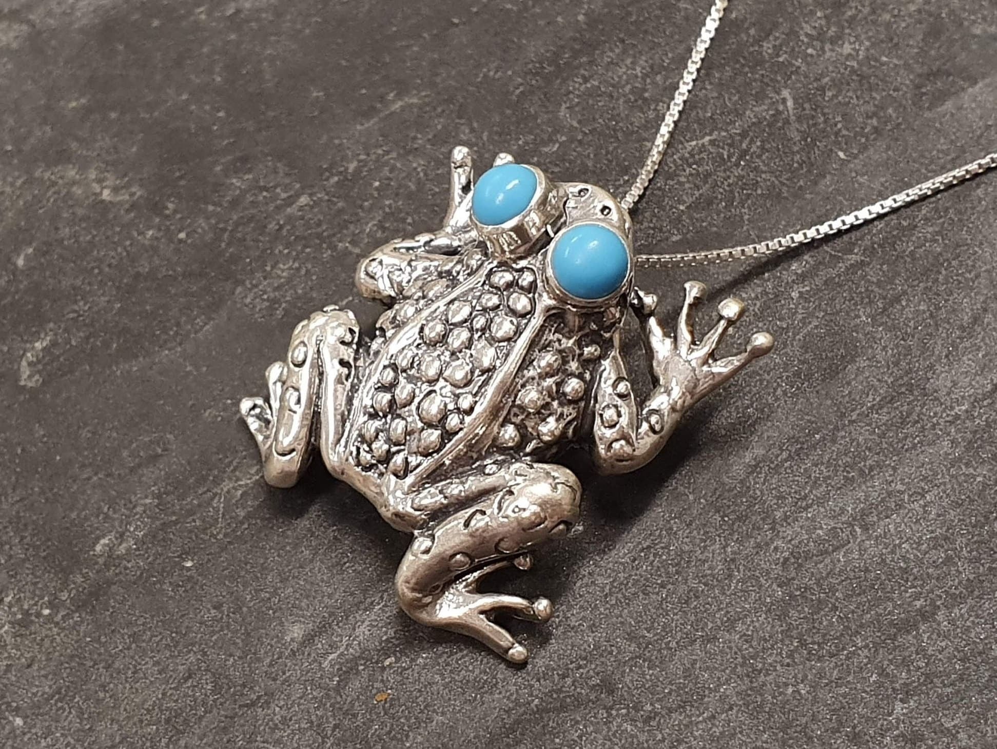Frog Pendant, Turquoise Pendant, Natural Turquoise, Animal Pendant, Vintage Frog Pendant, Frog Eyes Pendant, Blue Turquoise, Silver Pendant