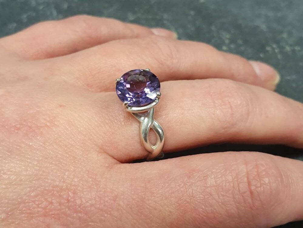 Purple Diamond Ring, Amethyst Ring, Natural Amethyst, February Birthstone, Solitaire Ring, Purple Vintage Ring, Dainty Ring, 925 Silver Ring