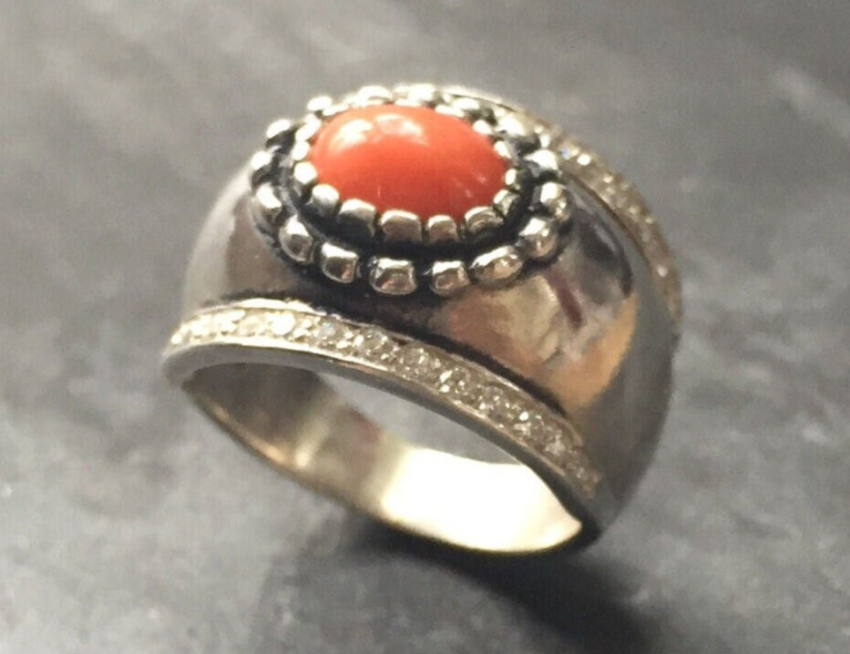 Coral Ring, Natural Coral, Bezel Ring, March Birthstone, Genuine Coral Ring, 2 Carats, Vintage Coral Ring, Solid Silver Ring, Pure Silver