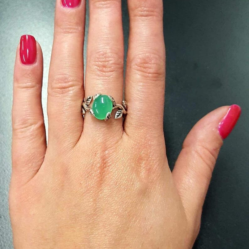 Green Flower Ring, Chrysoprase Ring, Natural Chrysoprase, May Ring, Silver Leaf Ring, May Birthstone, Green Leaf Ring, Green Vintage Ring(1)