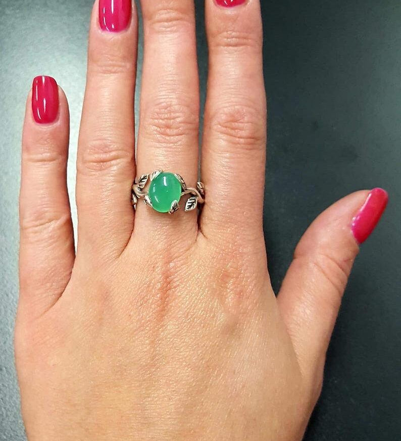 Green Flower Ring, Chrysoprase Ring, Natural Chrysoprase, May Ring, Silver Leaf Ring, May Birthstone, Green Leaf Ring, Green Vintage Ring(1)