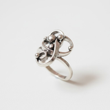 This stunning 925 Sterling Silver accessory is perfect for daily wear and special celebrations, adding a touch of elegance.