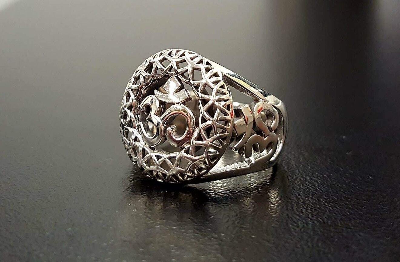 Silver Om Ring, Meditation Ring, Chunky Ring, Silver Yoga Ring, Buddhist Ring, Silver Ohm Ring, Symbolic Ring, Om Symbol Ring, Ohm Ring