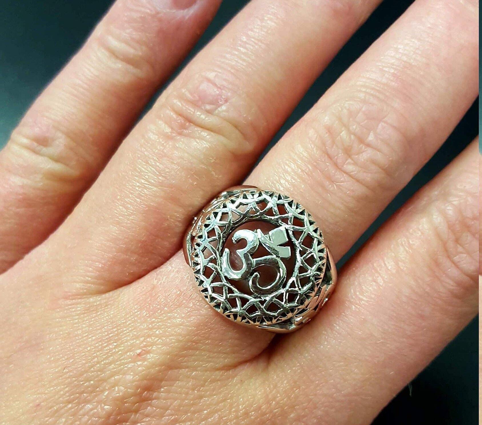 Silver Om Ring, Meditation Ring, Chunky Ring, Silver Yoga Ring, Buddhist Ring, Silver Ohm Ring, Symbolic Ring, Om Symbol Ring, Ohm Ring