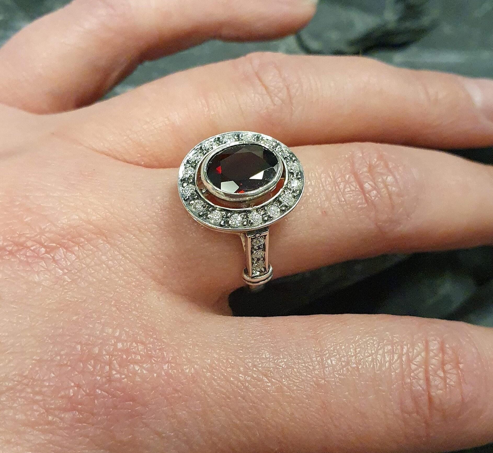 Red Vintage Ring, Garnet Ring, Natural Garnet, January Birthstone, Red Ring, Antique Ring, Vintage Ring, 925 Silver Ring, Red Diamond Ring