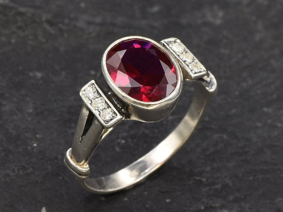 Ruby Ring, Created Ruby, Red Antique Ring, Vintage Ring, Red Oval Ring, Red Ruby Ring, Proposal Ring, Engagement Ring, Solid Silver Ring