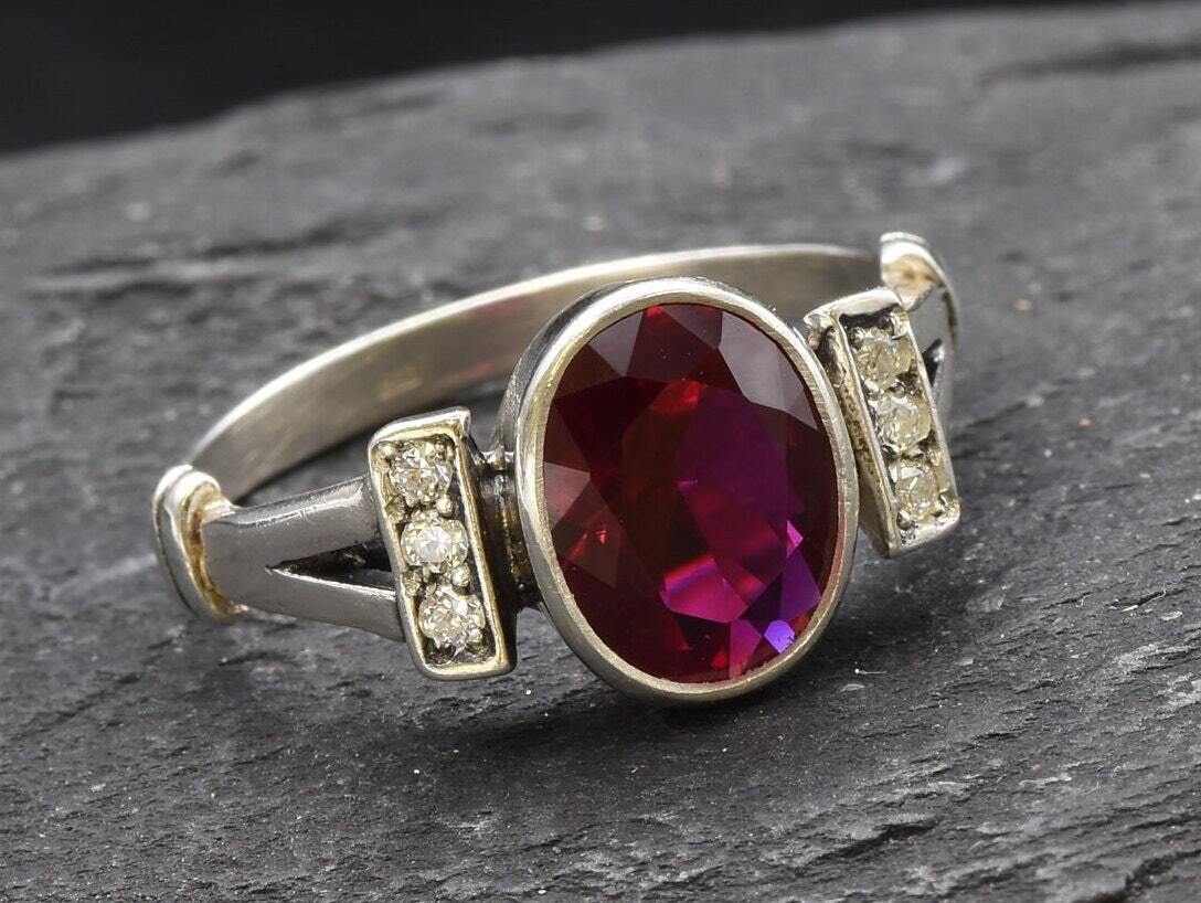 Ruby Ring, Created Ruby, Red Antique Ring, Vintage Ring, Red Oval Ring, Red Ruby Ring, Proposal Ring, Engagement Ring, Solid Silver Ring