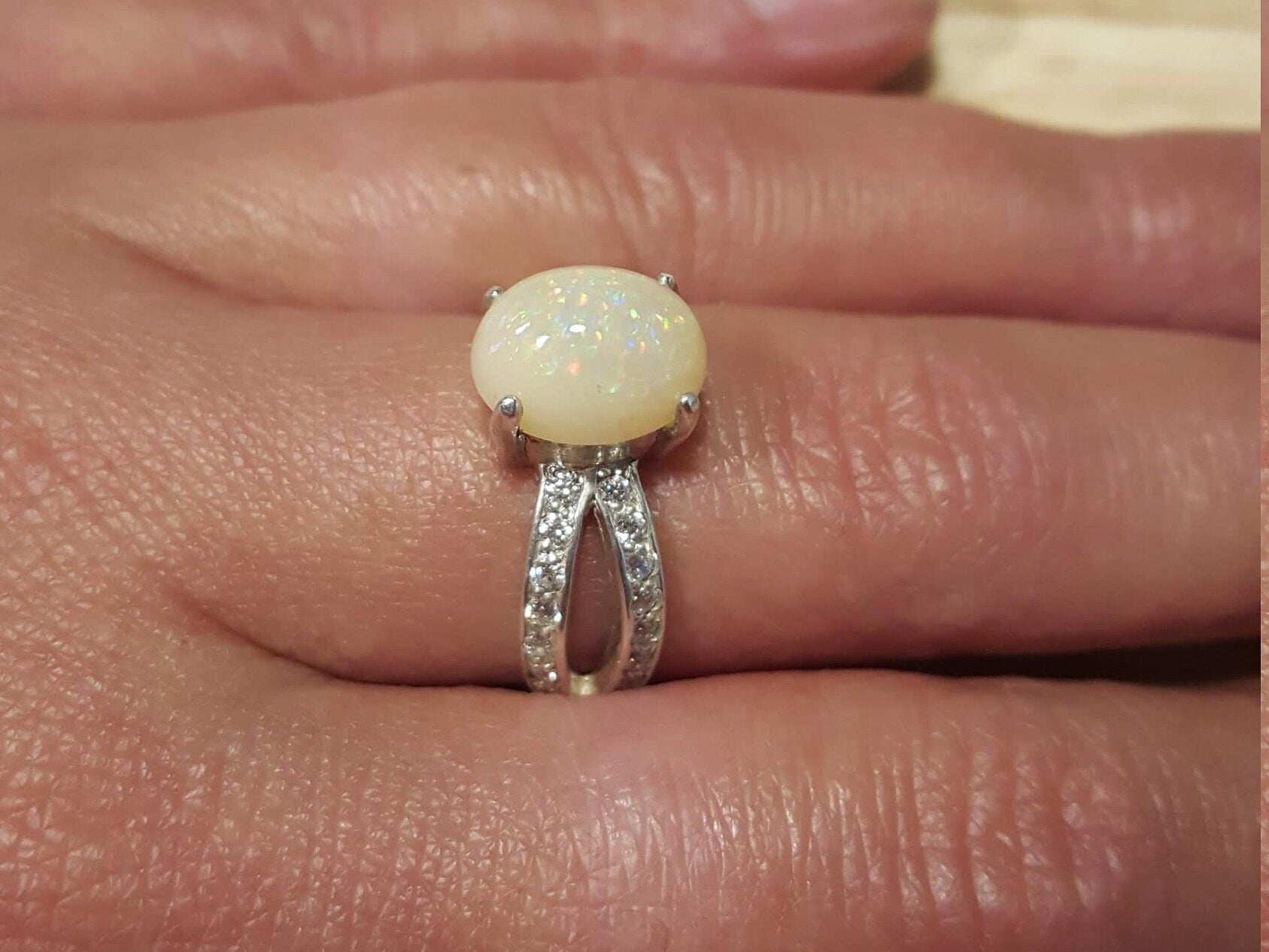 Engagement Opal Ring, Natural Opal, Ethiopian Opal, October Birthstone, Vintage Rings, Opal Ring, Solid Silver Ring, Rainbow Opal, Opal
