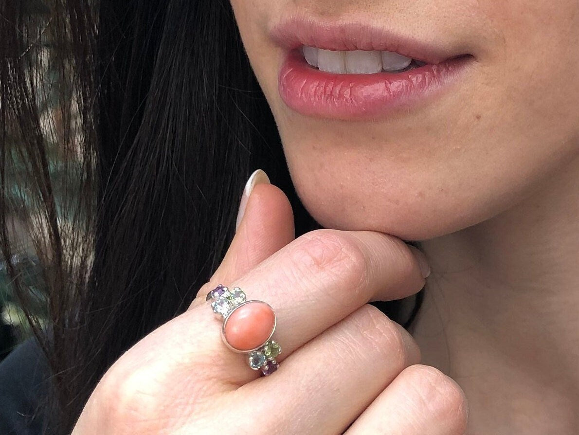 Coral Ring, Natural Coral, Vintage Ring, Multistone Ring, Birthstone Ring, Dainty Ring, Engagement Ring, Antique Ring, Solid Silver Ring