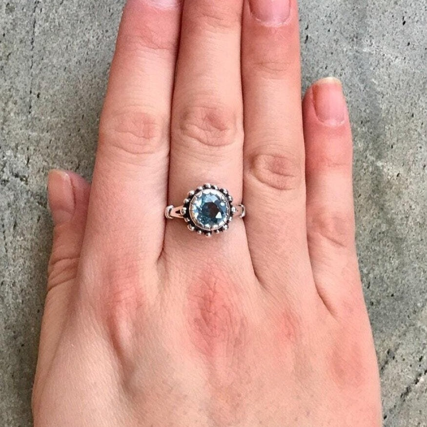 Blue Topaz Ring, Natural Topaz, December Birthstone, Vintage Rings, Vintage Topaz Ring, Blue Topaz SKY, Blue Diamond, Solid Silver Ring (498914030)(1)