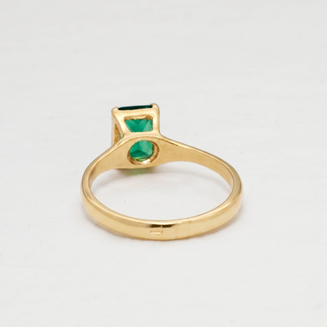 Exquisite Created Emerald Ring in 18k Gold Vermeil, ideal for gifting on birthdays and capturing everyday elegance.