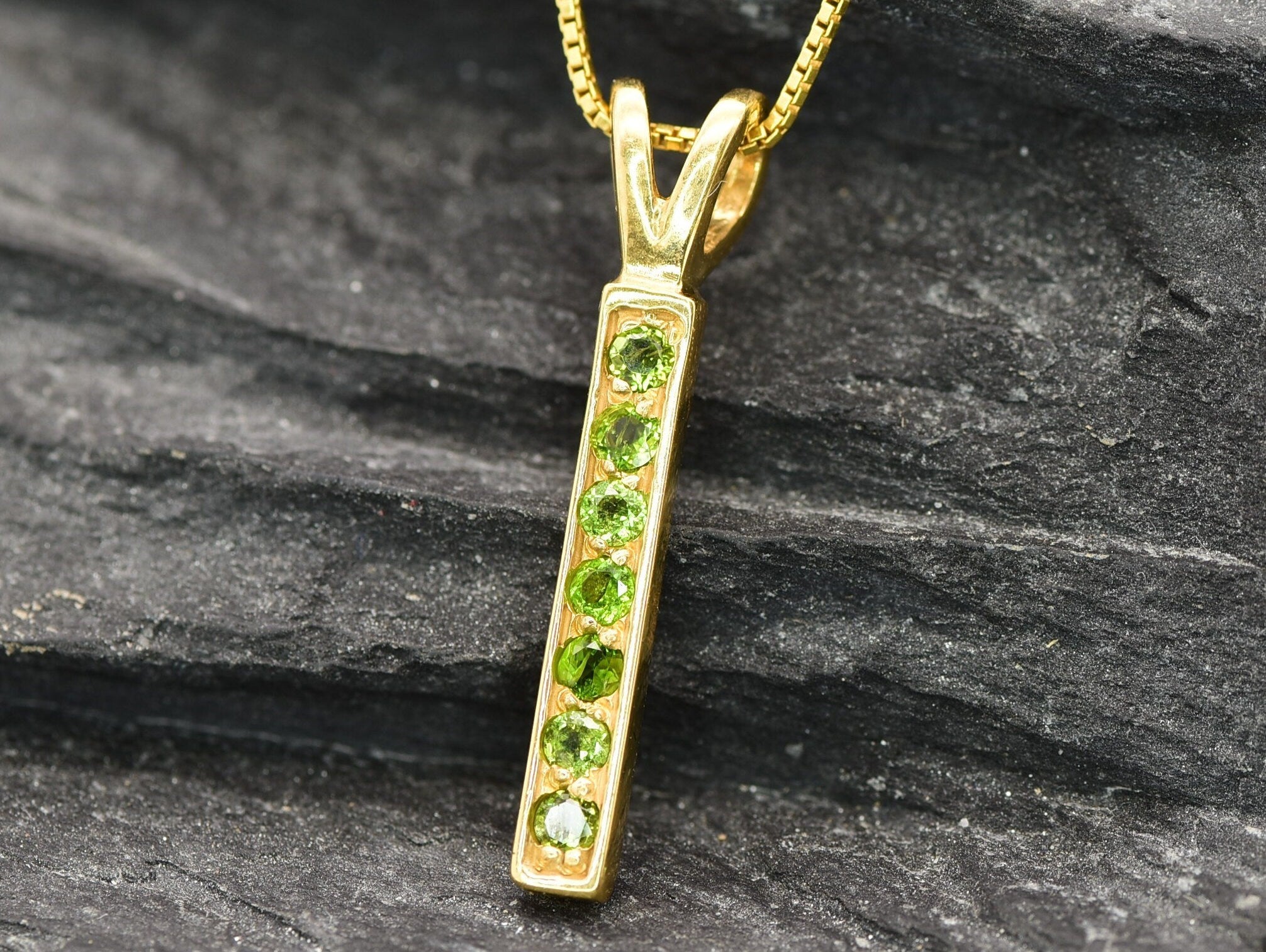 Gold Chrome Diopside Pendant, Natural Chrome Diopside, Gold Bar Pendant, Gold Vertical Pendant, Gold Dainty Pendant, Chrome Diopside Pendant