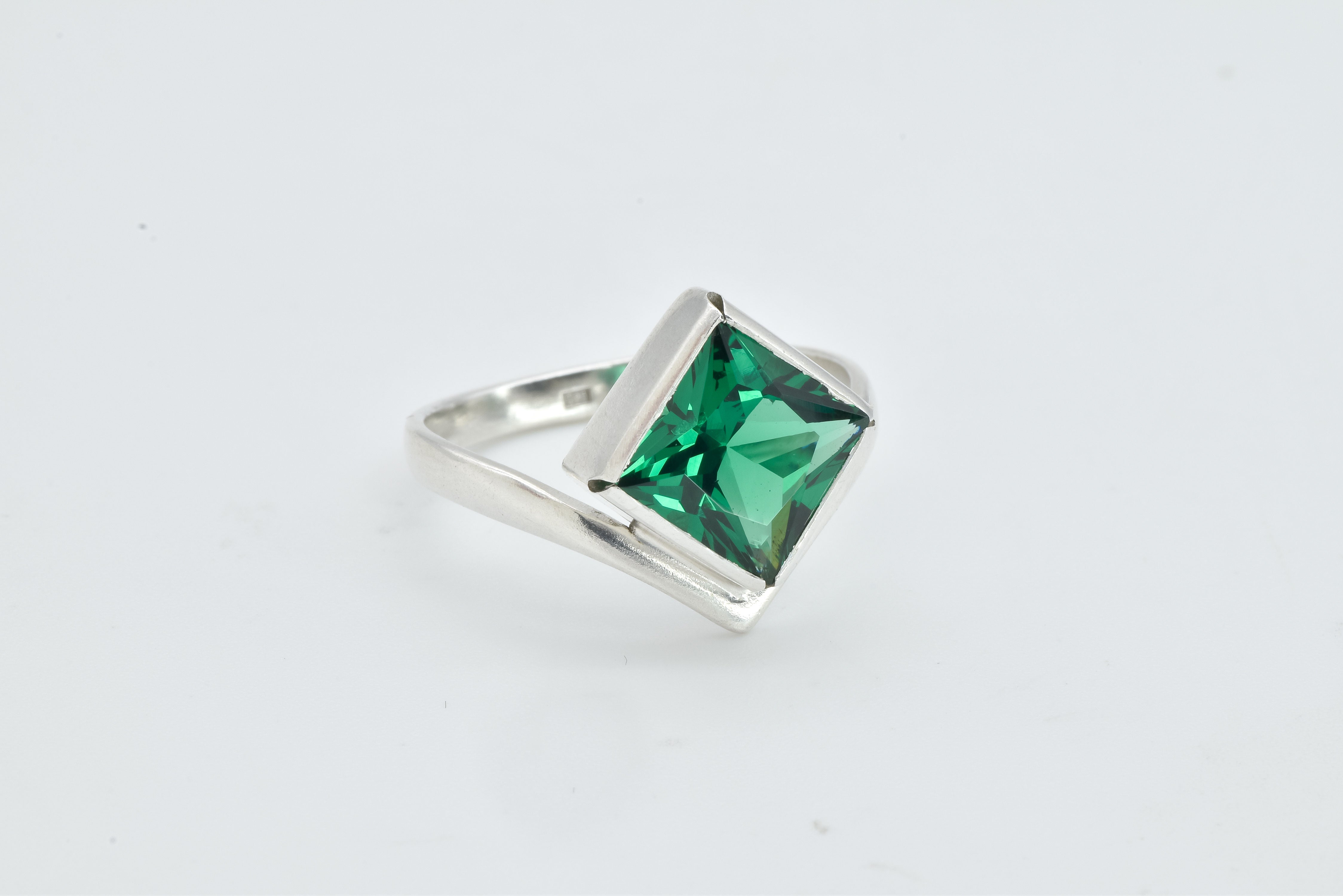Created Emerald Ring made in 925 Sterling Silver with Square Created Green Emerald in Bezel setting, May Birthstone gift idea, symbolizes, ideal for everyday wear and perfect for birthday gifting and special occasions.