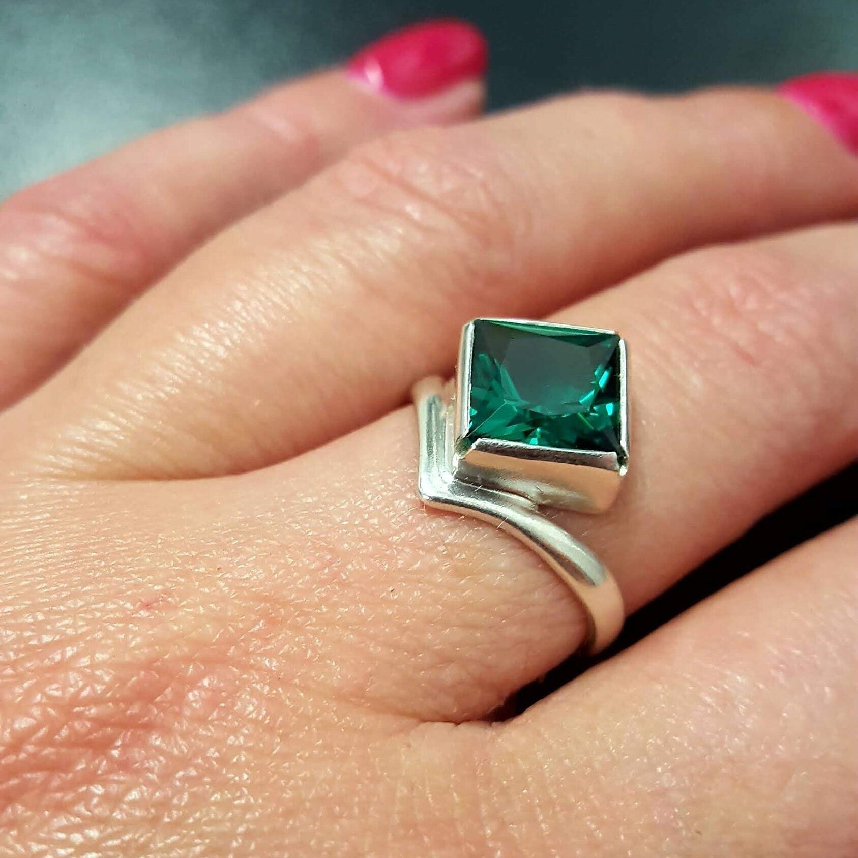 Stylish 925 Sterling Silver Emerald Ring with Square Created Green Emerald, perfect for everyday wear and special occasions.