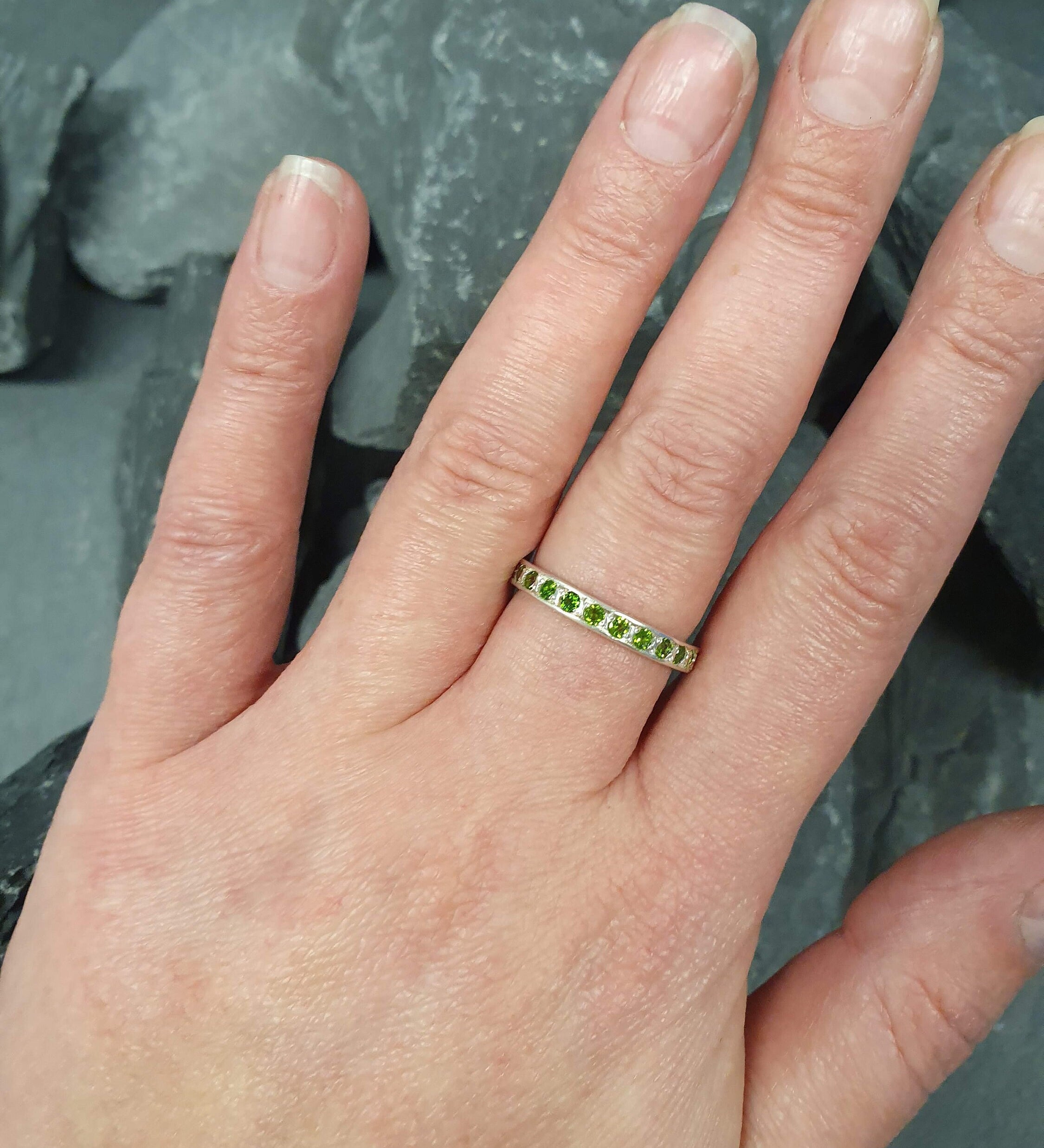 Green Eternity Ring, Natural Chrome Diopside Band, Vivid Green Band, Stackable Band, Full Eternity, Solid Silver Ring, Emerald Color Ring