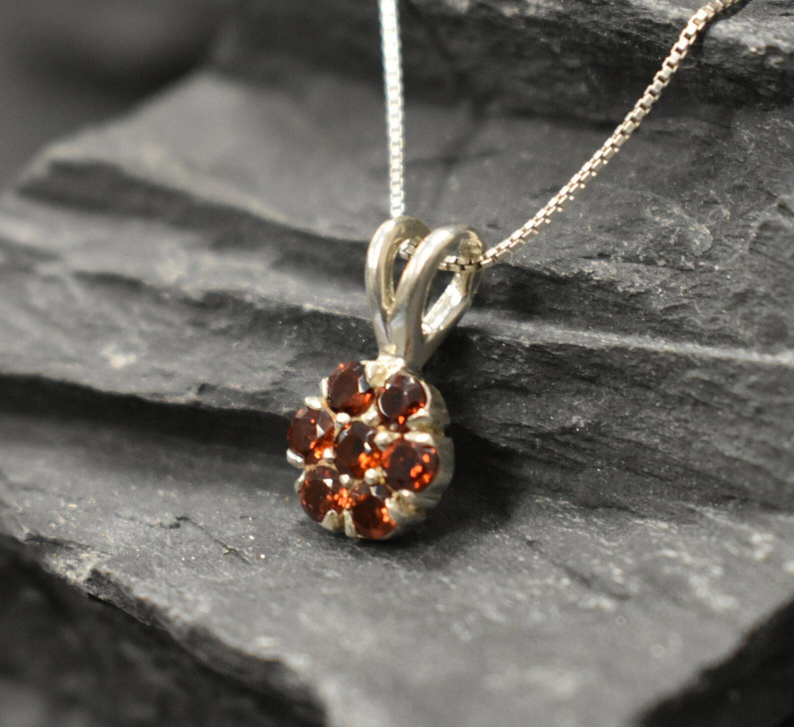 Red Flower Pendant, Natural Garnet Pendant, Dainty Pendant, January Birthstone, Daisy Pendant, Small Vintage Necklace, 925 Silver Pendant