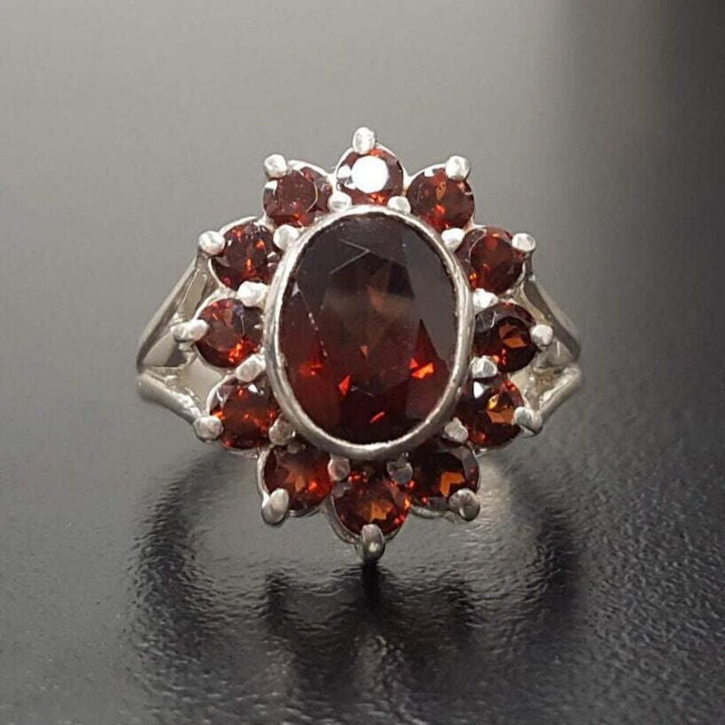 Red Flower Ring, Garnet Ring, Red Vintage Ring, January Ring, Statement Ring, January Birthstone, Red Ring, Silver Ring, Natural Garnet