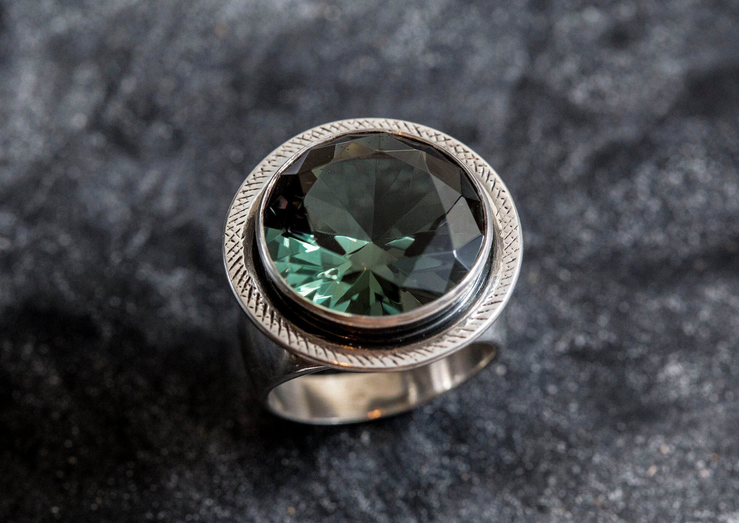 Large Green Ring, Green Diamond Ring, Vintage Rings, Created Diamond, Green Diamond, Large Stone Ring, Lab Diamond, Unique Ring, Green Ring (608512807)