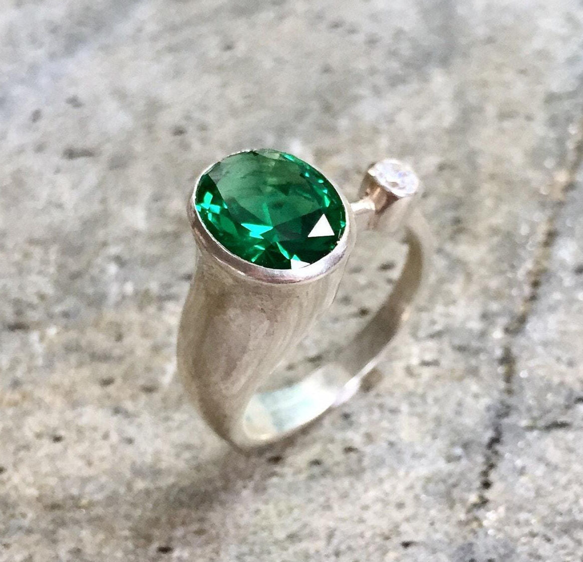 Emerald Ring, Vintage Emerald Ring, Created Emerald, CZ Diamond, Vintage Ring, Sterling Silver Ring, Emerald, Green Vintage Ring, Unique