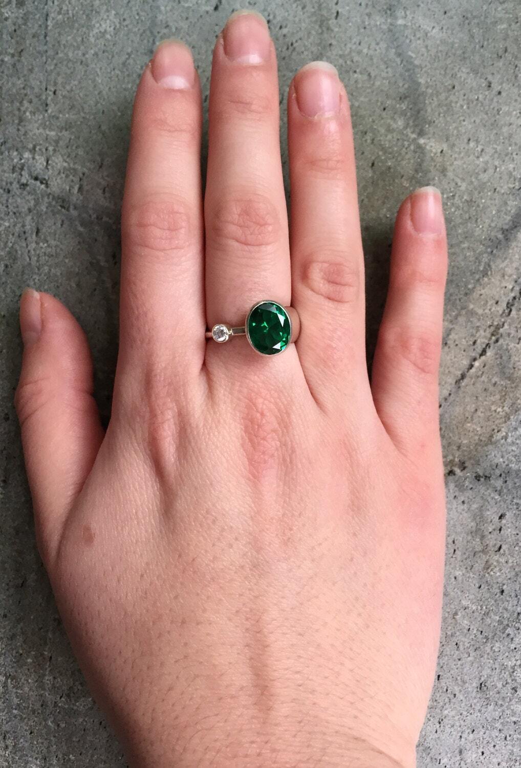 Emerald Ring, Vintage Emerald Ring, Created Emerald, CZ Diamond, Vintage Ring, Sterling Silver Ring, Emerald, Green Vintage Ring, Unique