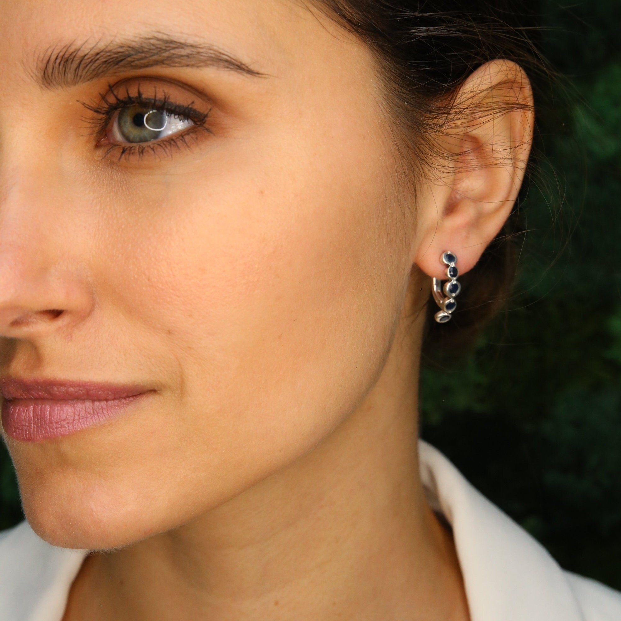 Natural Emerald Earrings in 925 Silver, featuring a round emerald, perfect for birthdays and symbolizing harmony and growth.