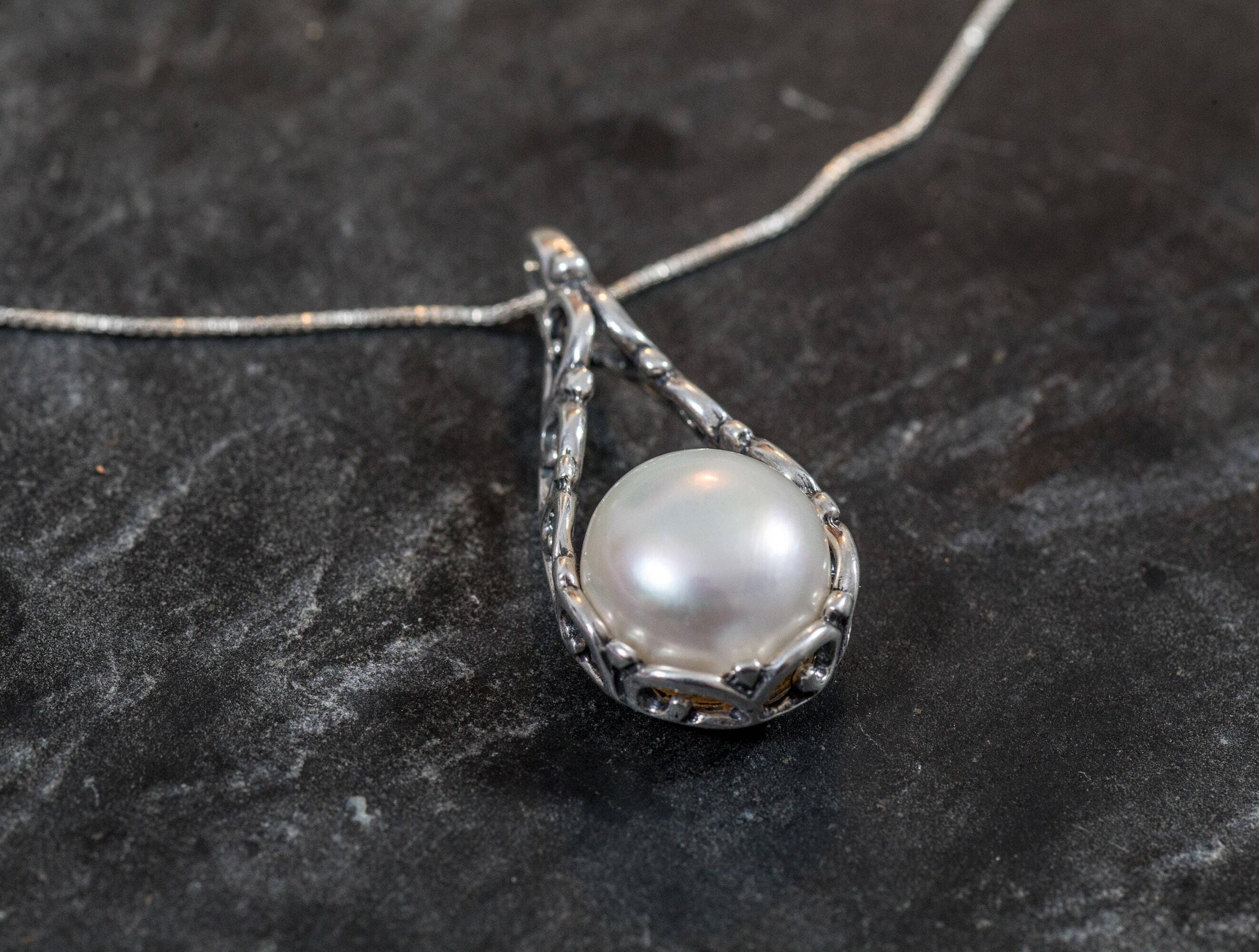Pearl Pendant, Natural Pearl, White Pearl Pendant, Large Pearl Pendant, Vintage Pendant, June Birthstone, June Pendant, White Pearl